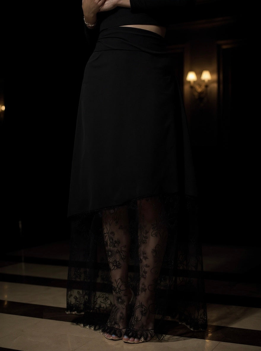 Gonna in pizzo Black