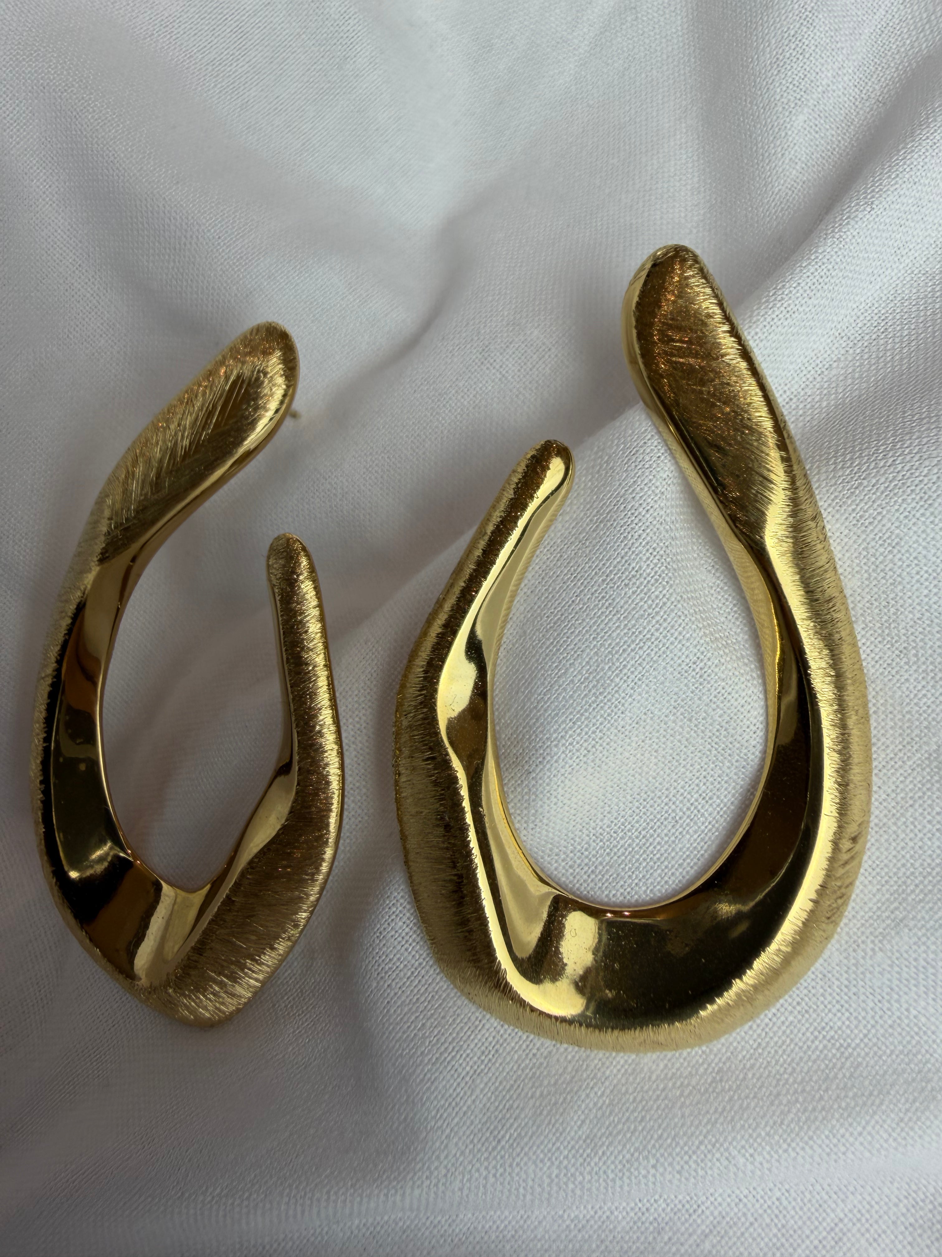 Orecchino Slim Goccia Gold