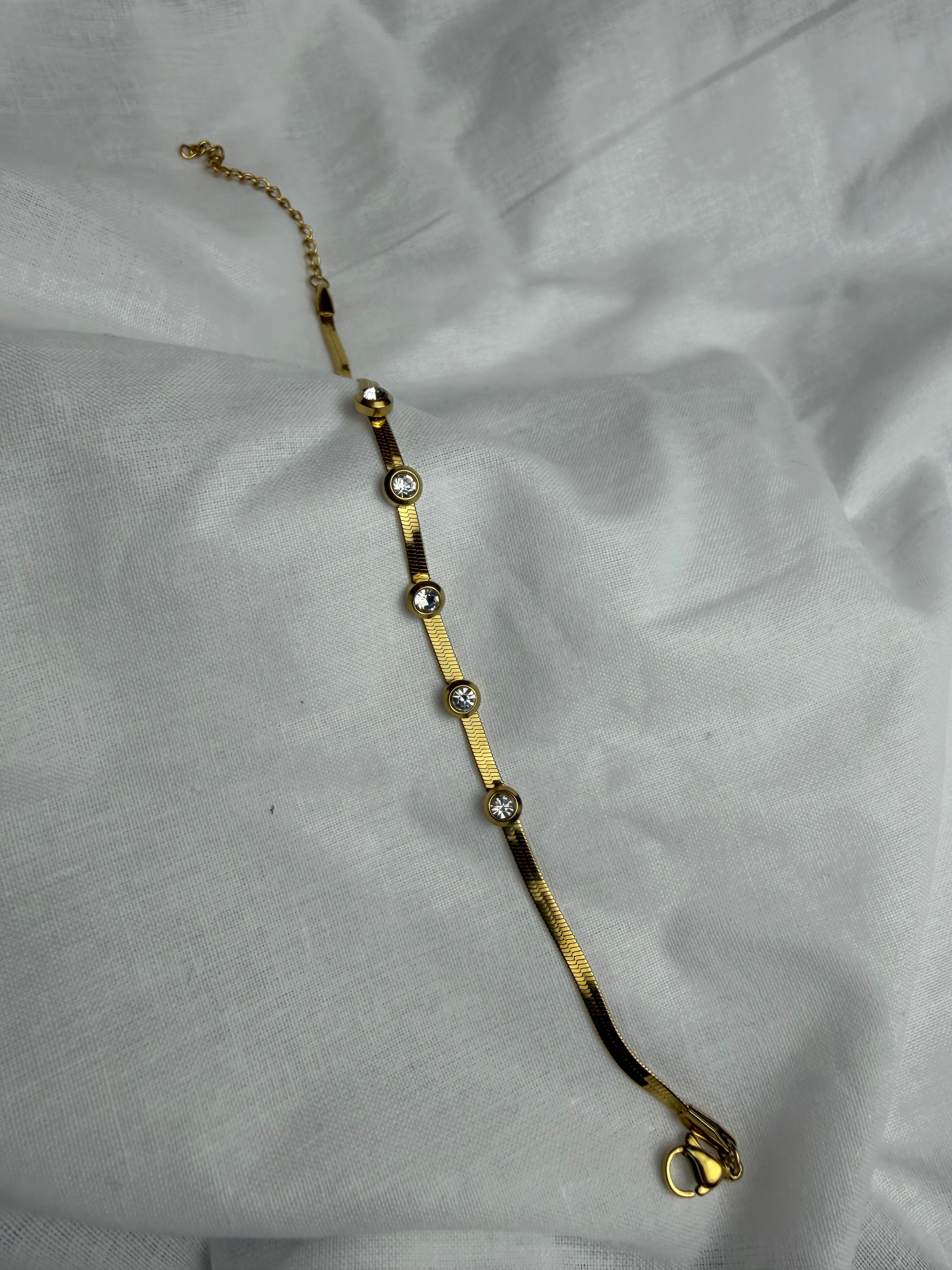 Bracciale Infinity Gold