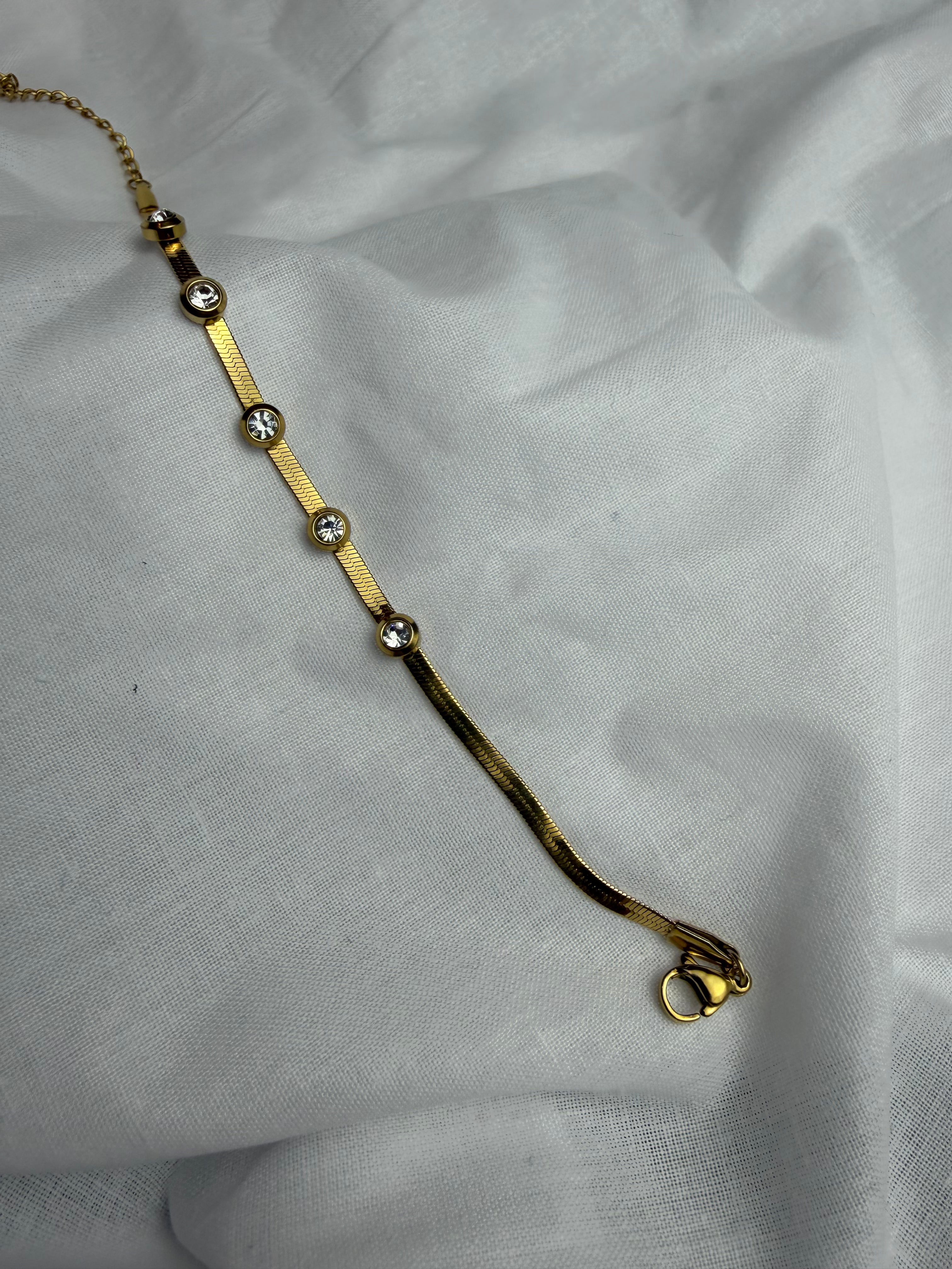 Bracciale Infinity Gold